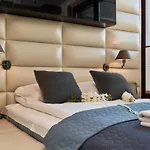 Luxurious Walonska With Underground Garage By Renters * Wrocław