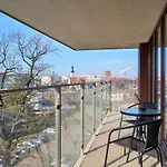 Luxurious Walonska With Underground Garage By Renters Apartament *