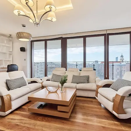 Luxurious Walonska With Underground Garage By Renters Apartment *
