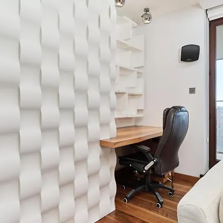 Luxurious Walonska With Underground Garage By Renters