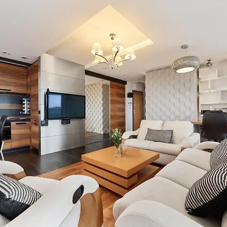 Luxurious Walonska With Underground Garage By Renters Wroclaw