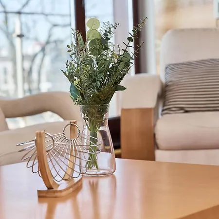 Luxurious Walonska With Underground Garage By Renters Wrocław